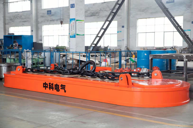Aimant de levage ovale MW61 à haute résistance pour ferraille d'acier et lingots de fer 